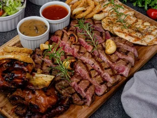 Filet & Ribs